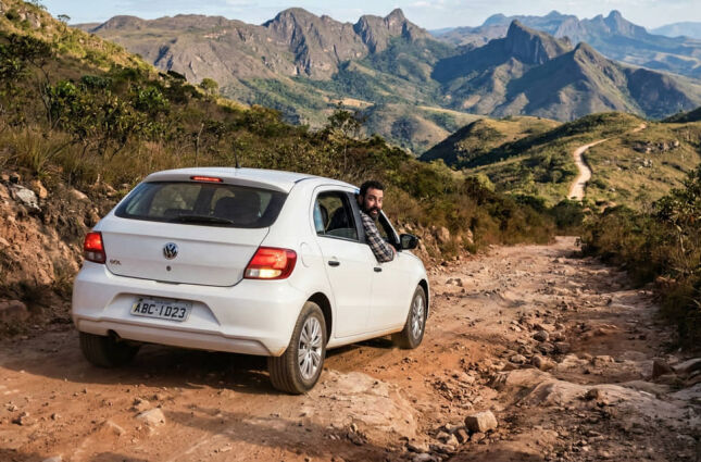A charmosa cidade brasileira onde os carros sobem a ladeira sozinhos e de r&eacute;