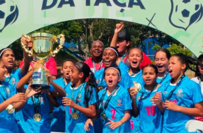 Olheiros do Corinthians marcam presen&ccedil;a em seletiva de futebol feminino no litoral de SP; saiba mais