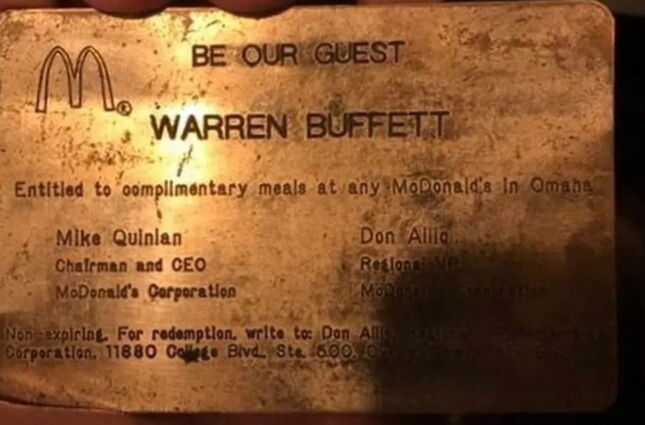 O segredo de Bill Gates: Conhe&ccedil;a o cart&atilde;o dourado que d&aacute; McDonald's de gra&ccedil;a para sempre