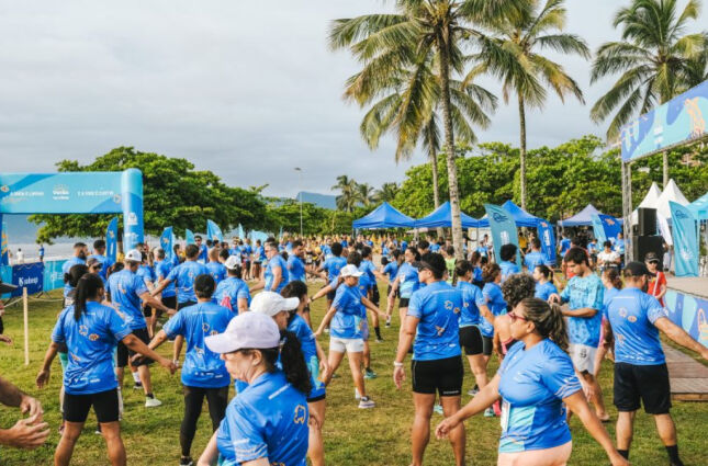 Projeto Ver&atilde;o no Clima retira 2 toneladas de lixo das praias do litoral paulista
