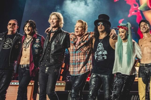 Guns N' Roses anuncia mudan&ccedil;a na forma&ccedil;&atilde;o para turn&ecirc; com shows no Brasil