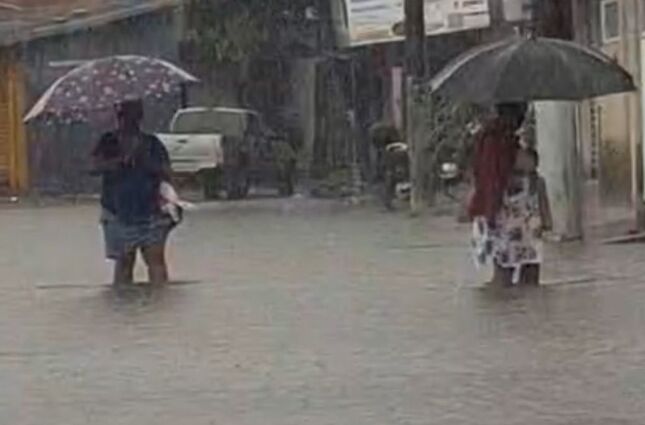 O que acontece no J&oacute;quei Clube? O drama dos moradores que 'aprendem' a viver ilhados em S&atilde;o Vicente