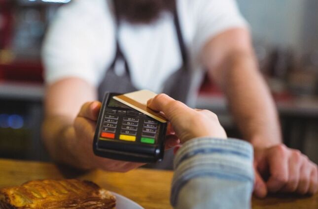Mudan&ccedil;as no vale-refei&ccedil;&atilde;o podem aliviar pre&ccedil;o da marmita e do prato feito