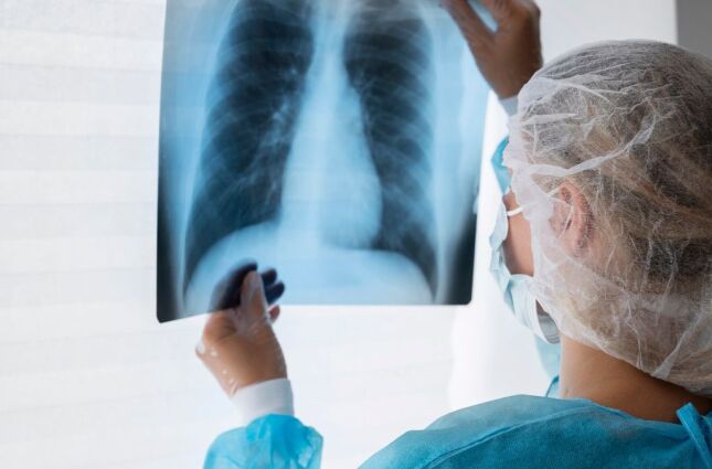 Uma a cada quatro pessoas carrega uma bact&eacute;ria perigosa 'silenciosa' que ningu&eacute;m consegue ver