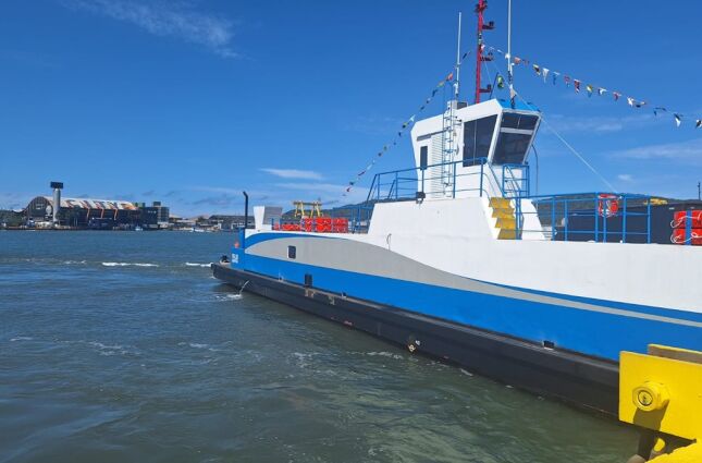 Adeus, balsas? Governo de SP detalha plano bilion&aacute;rio para eletrificar travessias no Litoral