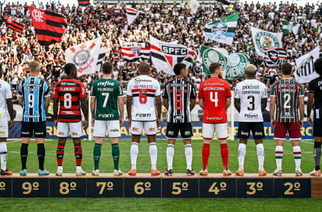 'Me apetece': Luan Godim elege os 10 jogadores mais gatos do Brasil e web reage