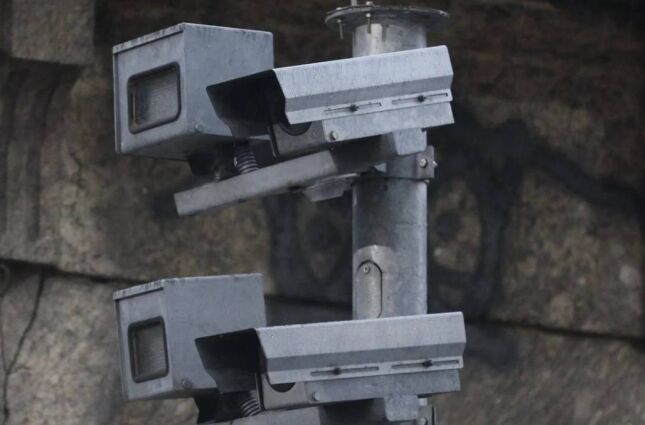 Radares com 'poder de raio-X' e IA dominam o asfalto e 16 mil j&aacute; foram multados em SP