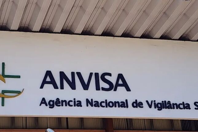 Anvisa libera impress&atilde;o de receitu&aacute;rios controlados por m&eacute;dicos e institui&ccedil;&otilde;es
