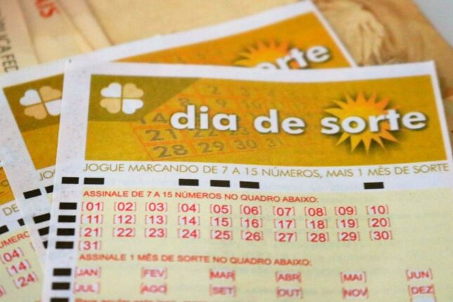 Confira os n&uacute;meros sorteados no Dia de Sorte no concurso 1176, nesta quinta (12)