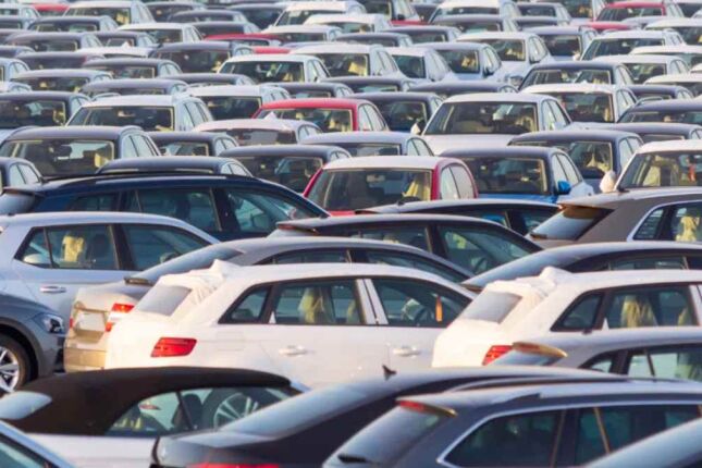 Regularize seu veículo! Licenciamento 2025 começa nesta terça; veja datas