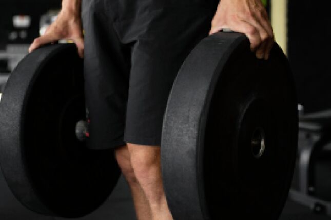 Qual &eacute; a caminhada do fazendeiro: o exerc&iacute;cio de moda que melhora a for&ccedil;a e o equil&iacute;brio