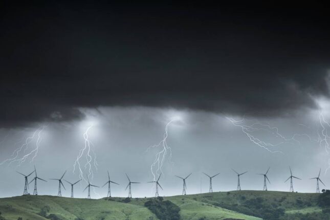 Chuva pode virar eletricidade: cientistas desenvolvem sistema que gera energia com gotas d'&aacute;gua