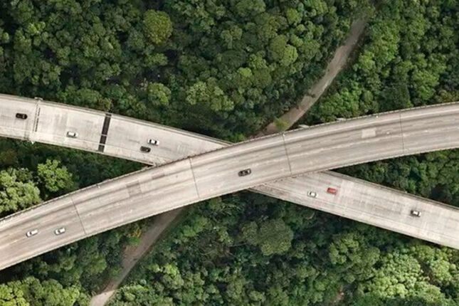 A estrada mais bonita do Brasil: o melhor caminho entre o litoral de SP e Paraty no Carnaval