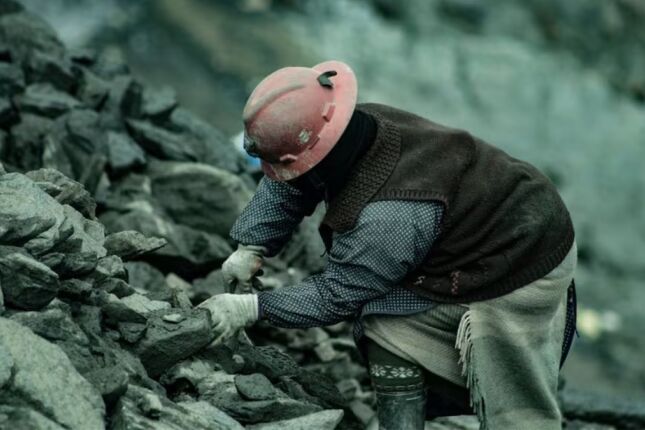 R$ 90 bilh&otilde;es enterrados: ge&oacute;logos descobrem mega dep&oacute;sito de ouro que pode mudar o mercado mundial