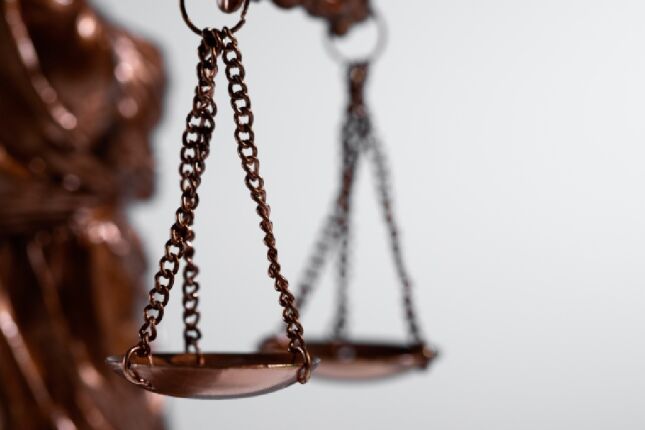 Ap&oacute;s viver 10 anos em casa com infiltra&ccedil;&otilde;es, inquilina consegue na Justi&ccedil;a devolu&ccedil;&atilde;o do aluguel