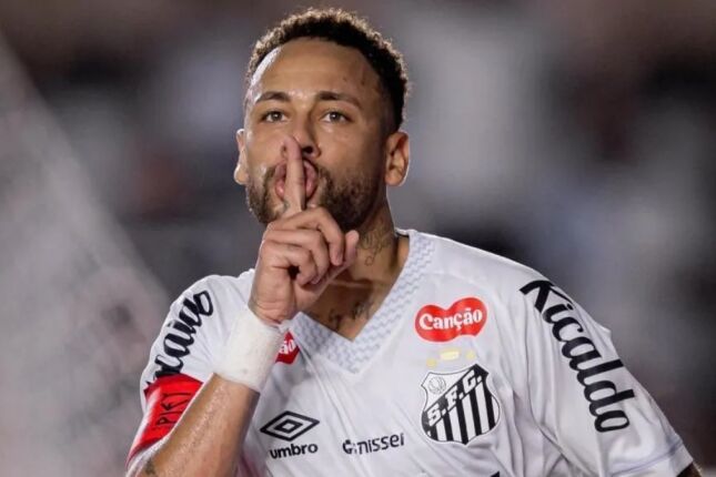 Neymar brilha na Vila, s&oacute; n&atilde;o faz chover porque j&aacute; estava chovendo, e Santos vence o Vasco por 2 a 1