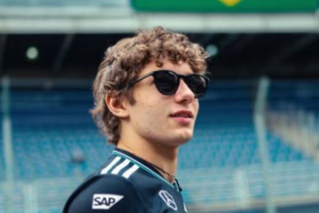 Reencarnou? Internautas apontam semelhan&ccedil;as entre Andrea Kimi Antonelli e Ayrton Senna