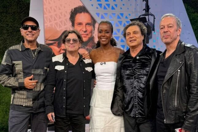 Bar&atilde;o Vermelho canta sucessos e celebra hist&oacute;ria do rock nacional no 'Fant&aacute;stico'