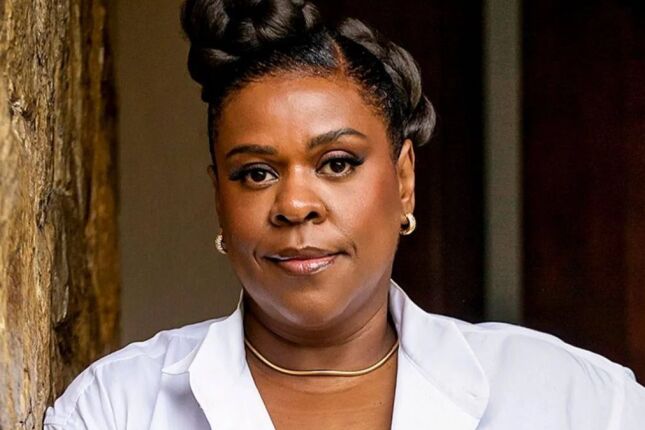 Cacau Prot&aacute;sio relata perda de vis&atilde;o ap&oacute;s rea&ccedil;&atilde;o a pomada capilar