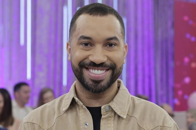 Mans&atilde;o de Gil do Vigor est&aacute; &agrave; venda por R$ 3,2 milh&otilde;es com luxo e porteira fechada