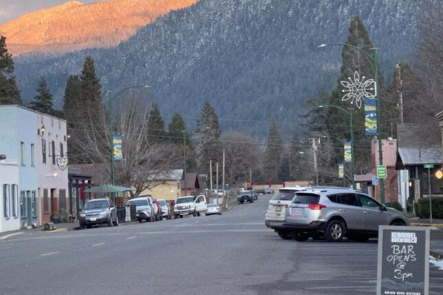 Cinema, escolas e hospitais: A cidade de 75 mil habitantes que n&atilde;o existia em nenhum mapa