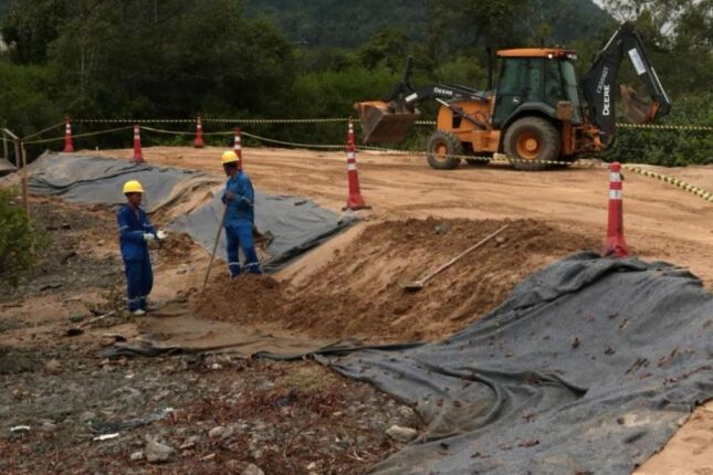 Santos inicia obra de esta&ccedil;&atilde;o que promete acabar com enchentes no Sabo&oacute;