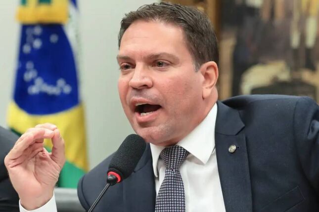 Quem &eacute; Alexandre Ramagem? Ex-deputado foi detido pelo ICE nos EUA nesta segunda-feira (13)