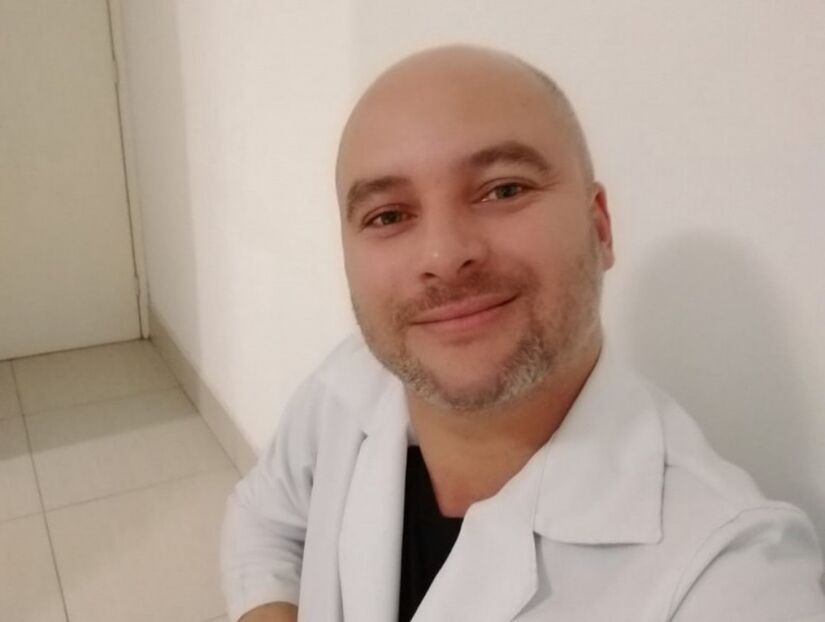 Willians Paes dos Santos é fisioterapeuta e auxiliar de enfermagem
