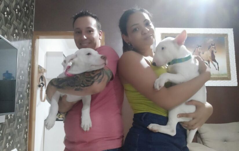 "Marcela, o marido e seus cães - Arquivo pessoal