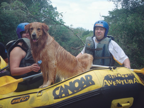 Rafting pet no Brotas Eco Hotel Fazenda - Foto: Divulgação