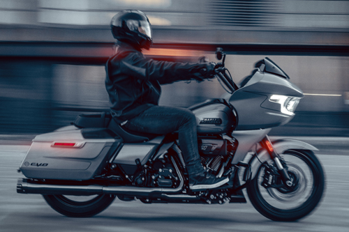 Harley-Davidson CVO Road Glide - Foto: Divulgação