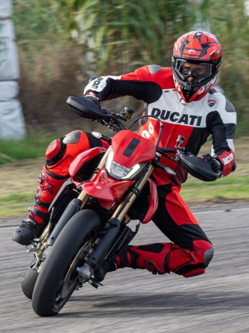 Ducati Hypermotard 698 Mono - Foto: Divulgação