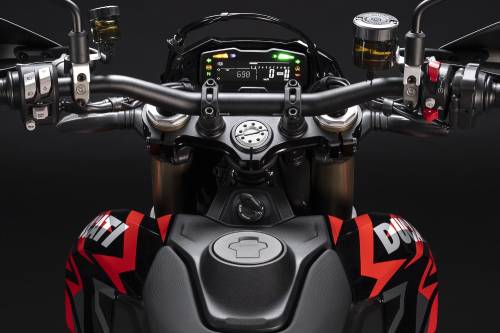 Ducati Hypermotard 698 Mono RVE - Foto: Divulgação