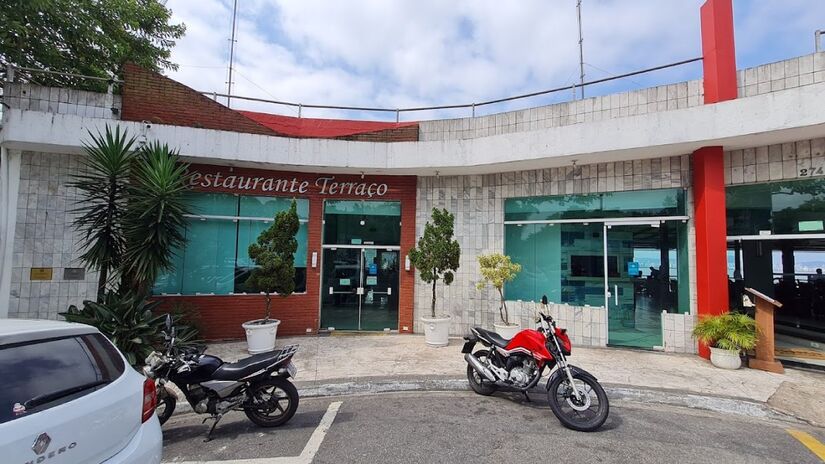 Com uma vista linda, o "Terraço Chopp" entrega uma experiência especial aos seus visitantes / Foto: Claudio Maiano