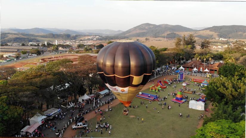 A cidade celebra essa especialidade com grandes eventos anuais, como a tradicional Festa da Linguiça / Ricardo Becker/Estadão