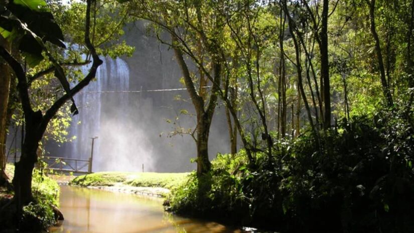 A Cachoeira Grande está localizada no Bairro do Faxinal, em Lagoinha / Divulgação/Cachoeira Grande