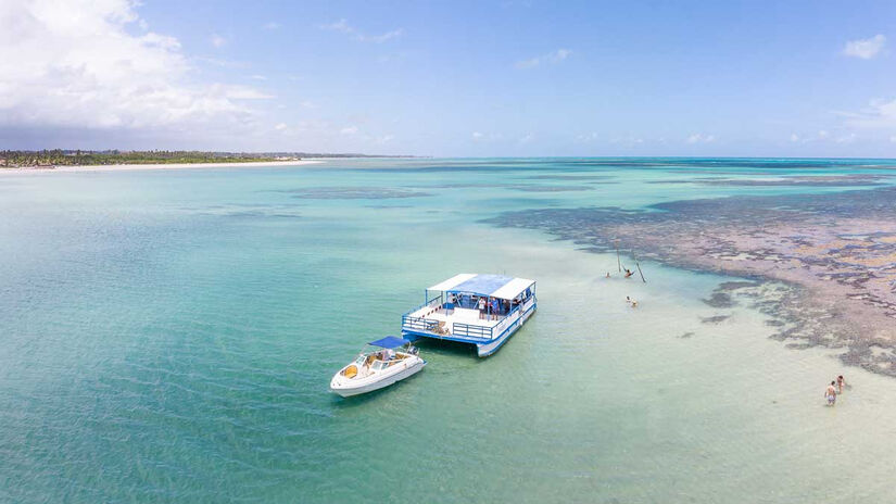 Para quem busca sossego em um cenário paradisíaco, a Praia de Ipioca é uma escolha perfeita / Divulgação/Hibiscus Beach Club