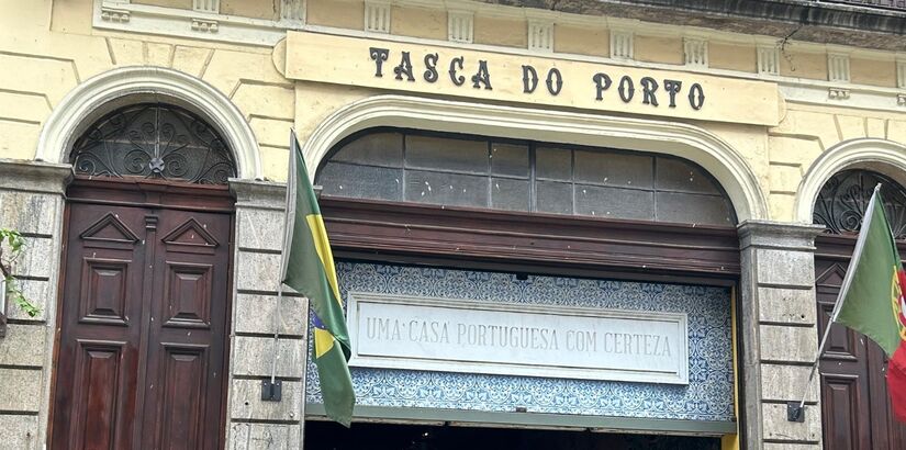 A localização estratégica no centro histórico também aproveita o fluxo gerado por eventos da cidade / Isabella Fernandes e Júlia Macedo/ DL