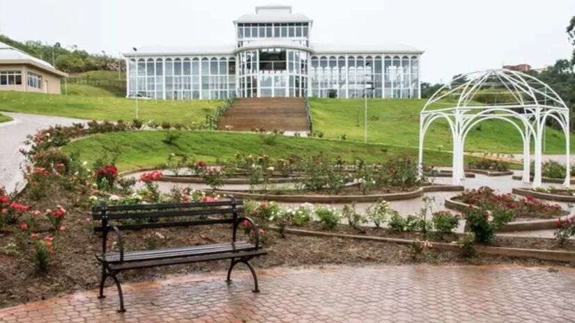 O Jardim Botânico "Irmãos Villas-Bôas", possibilita uma experiência única para os amantes do meio ambiente, com seus belos jardins temáticos e estufas de plantas exóticas - (Alexandre Lombardi/PMS)