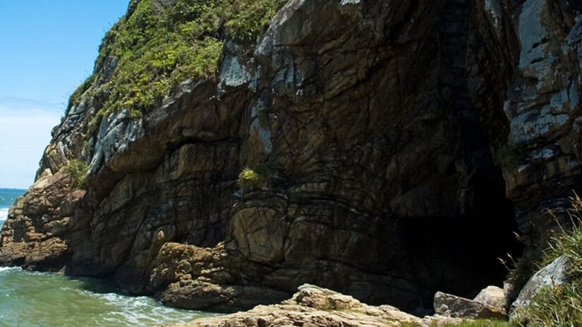 A Gruta das Encantadas é um impressionante patrimônio natural / Divulgação/PMP