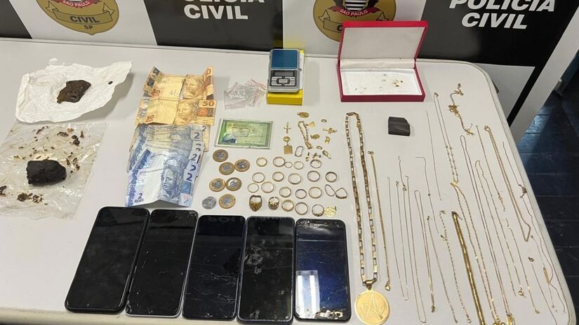 A ação resultou na prisão de um jovem de 19 anos, conhecido pelo apelido "Boca". Crédito: Polícia Civil/SP