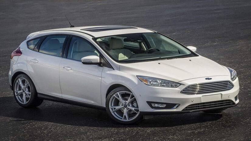 O Ford Focus se destacava pelo conforto, bom espaço interno, mecânica elogiada e bom nível de equipamentos (Divulgação)