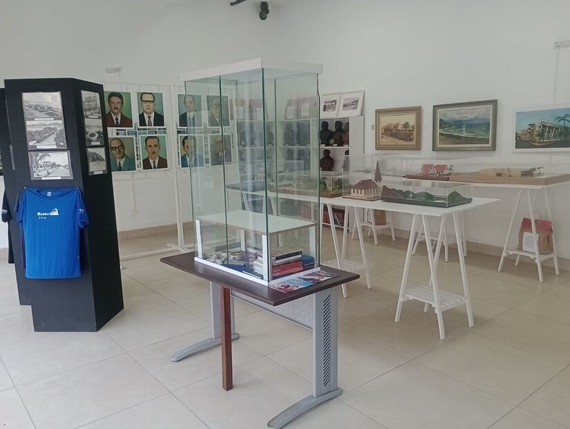 Museu da História de Guarujá exibe atualmente cerca de 400 itens históricos (Foto: Divulgação)