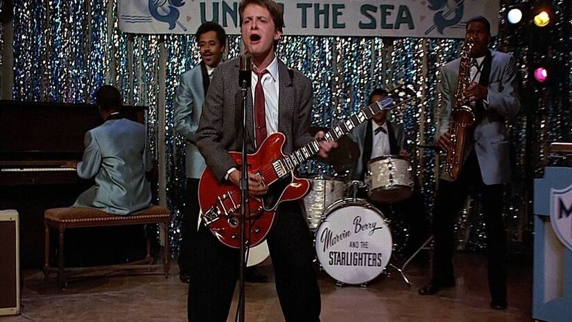 Produção estrelada por Michael J. Fox perdeu icônica guitarra há mais de 40 anos (Universal Pictures/Divulgação)