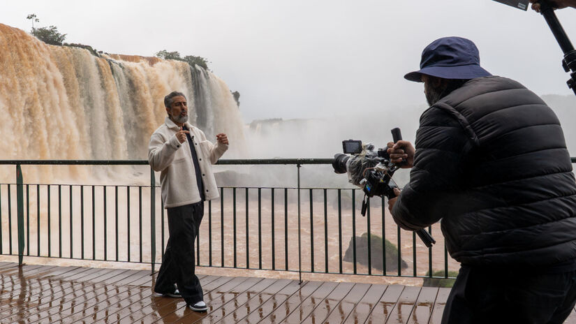 Com as famosas Cataratas como pano de fundo, o Caldeirão mergulha na diversidade da região / Globo/Trouva