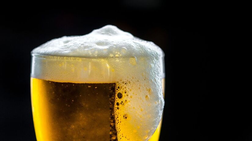 Jacareí é referência na produção de cerveja, impulsionando o desenvolvimento industrial / Freepik / rawpixel.com