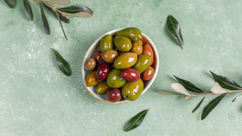 Variedades gregas selecionadas, usadas para produzir o suplemento Thousand Olives. Crédito: Freepik
