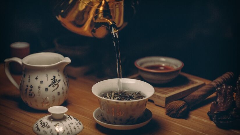 O ideal é optar por bebidas saudáveis, como os chás / Pexels/Pixabay