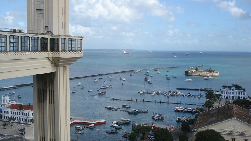 Locais com vista para a Baía de Todos-os-Santos são indicados / masteroblima/Pixabay