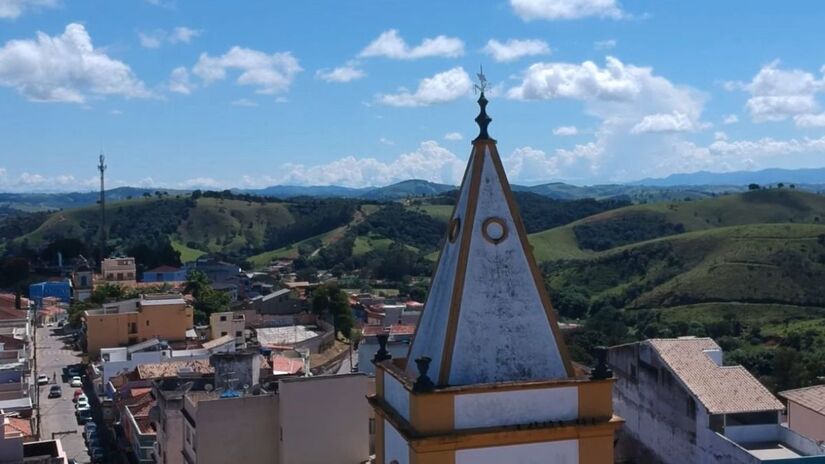 O Fusca, que marcou gerações e foi durante décadas um dos veículos mais populares do Brasil, encontrou em Cunha um lar afetivo e cultural. Mais do que um meio de transporte, ele se tornou símbolo da identidade local.